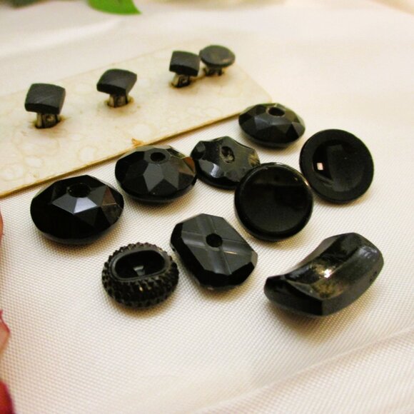ANTIQUE Black Glass Buttons: FRENCH JET Edwardian Art Deco Sewing Craft - Picture 7 of 11